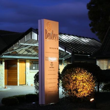 Bentleys Motor Inn Palmerston North Bagian luar foto