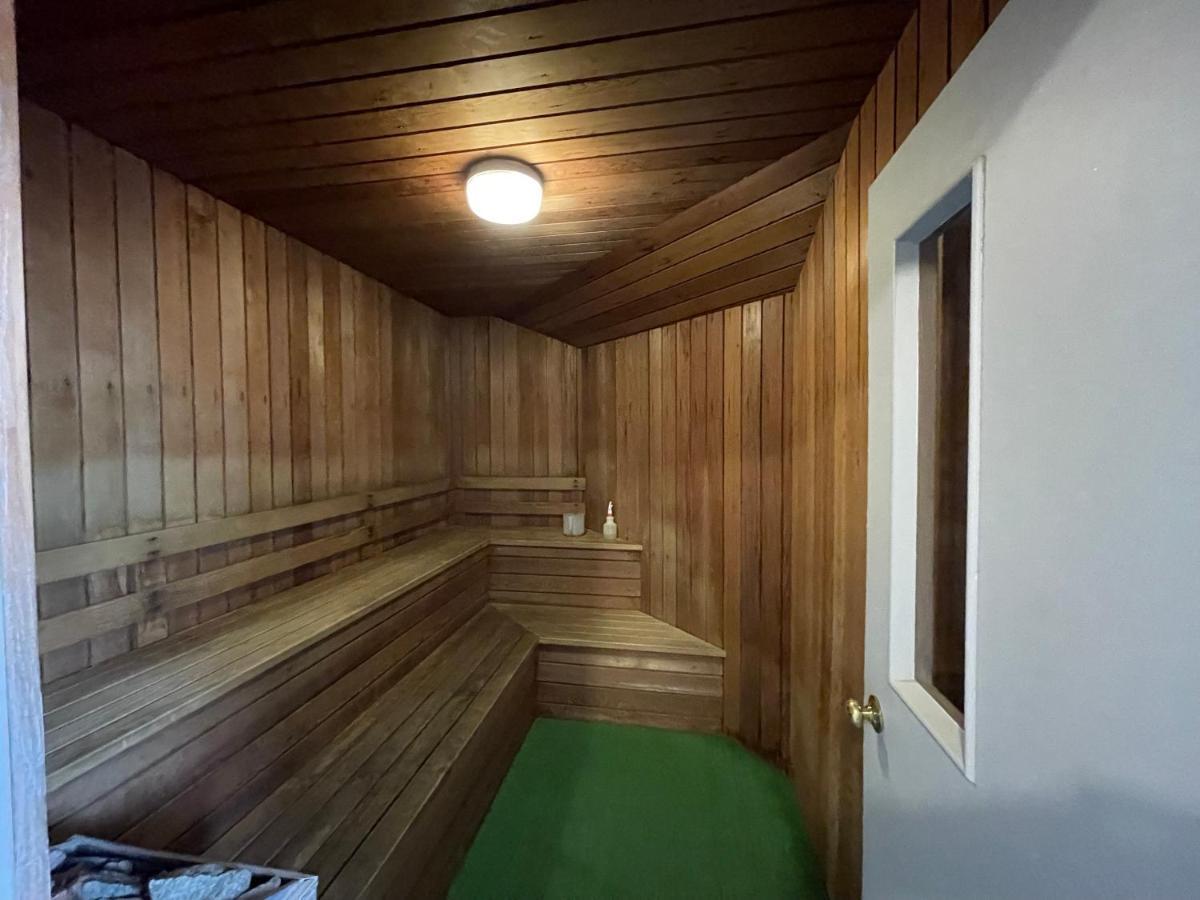 Bentleys Motor Inn Palmerston North Bagian luar foto